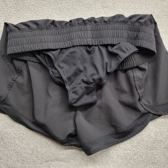 Gaiam Movement Women’s Medium Black Soft Jersey Knit Shorts Yoga Activewear - Picture 6 of 8